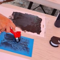 Atelier de gravure sur mousse